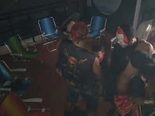 DO&Ccedil_URAS OU GOSTOSURAS bastidores de uma SURUBA DE HALOWEN part  1