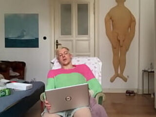 SISSY IS ALWAYS HUNGRY FOR RAW COCK