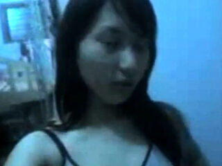 Indonesian Amateur Asian Teen Shows Her Body