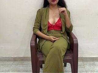 Horny Saara Got Fucked From His Staff for Promotion New XXX Porn in Hindi