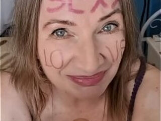 She Turns a Simple Date Into a Secret Game: Mature Seduction Story