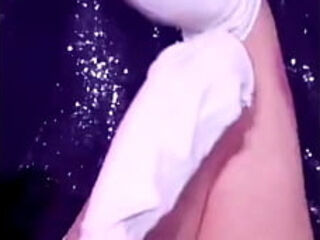 ChungHa Analisys Hip, thighs, ass