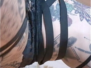 Disponible en show toutes la journ&eacute_e Reserve vite ton cr&eacute_neau !