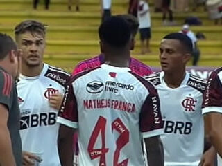 Campeonato Carioca 2022 (2&deg_ Rodada) 1&deg_ tempo -Volta Redonda  0 x 0 Flamengo 29/01/2022