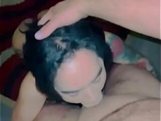 CUANDO QUEDO SOLA EN CASA SIEMPRE EL VIENE POR UN BUEN ORAL