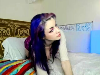 Amateur Teen georgeus brunette 1