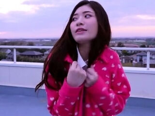 Amateur Asian teen sucks this big hard cock