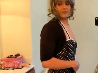 Big Cock Handjob for Crossdresser Samantha