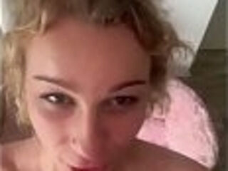 Je baise et me fais remplir ma petite chatte par mon moniteur d'_auto &eacute_cole