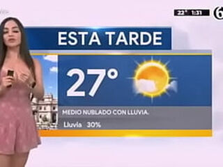 Emily Qui&ntilde_ones, ricas tetas en vestido rosa