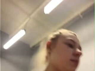 Im fucking so hard in public