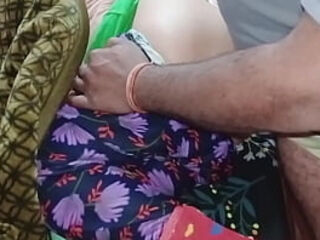 Bhabhi bed par leti hui thi,pichhe se devar ne chod dala