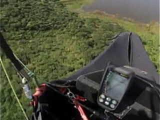 Piloto pousando gostoso