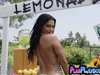 Big tits MILF model sweet posing session and hot babe exposed big butt