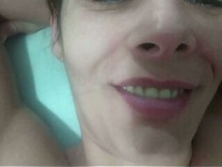 Crente safada vai na igreja s&oacute_ para fazer sexo com os homens casados