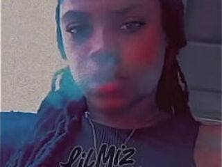 Happy Tuesday Ft the tightest girp?...I&#039_m feeling healthy and happy...Im working I&#039_ll be back right afte ...