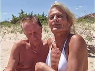 Live sex show recording, nudist beach, mobile version 4K, shemale girlfriend and cis man19.05.2025 4