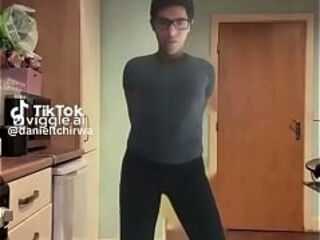 Mi primer video dando un rico baile