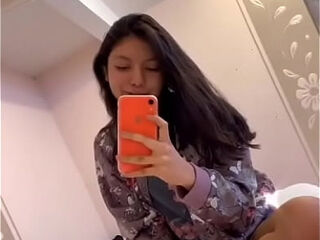 Alguien tiene el pack de esta chica