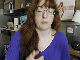NSFW Review of the Fuxi knotted fox dildo from The Naughty Fox