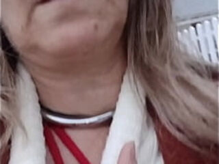 2025 09 23 Esclave F exhib et humiliations en ville