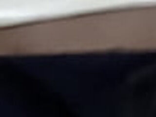 Moviendo mi culo y nalgas