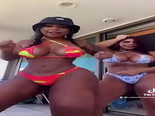 Valentina &amp_ neidoca&rsquo_s