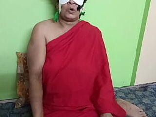 Mature fat big anus and round ass saree wearing tantrik mata randomly fucked by her mature student and she moaning