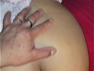 Tercera parte de mi putita siendo cojida
