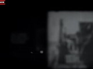 Enfiei o dedo na bunda de dnuohyerg