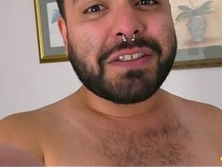 ManPuppy: Demetri Silver Shrinks Intruder And Demands Giant Foot Worship