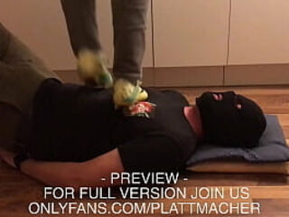 Master trampling on the slave in his Nike soccer shoes with his 86 kg :-D