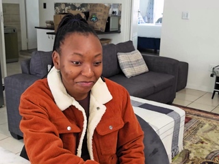 Cute Ebony teen with booty on audition