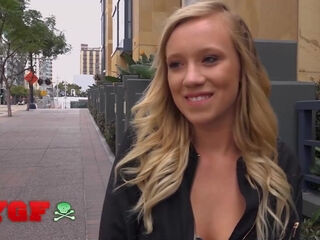 Naturally stacked blonde hottie reveals her sex talent at a porn casting