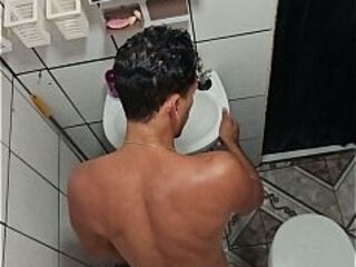 O QUE MAIS POSSO ENFIAR NO MEU CU?