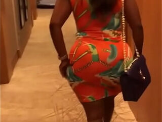 Ebony Mom Bigass giggling