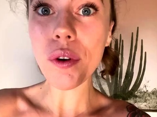 MissIvyDoll - POV Giantess Vore