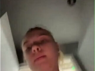 The fitness trainer fucked me during a group training