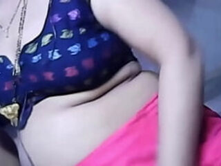 Desi Indian Bahuri had full fun by fingering her pussy mms viral