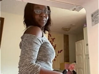 Do you enjoy to see me twerk?