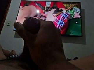 Masturb&aacute_ndome viendo porno gay !!