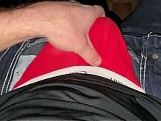 Deutscher Meister mit Homeoffice Cumshot in roten Calvin Boxers &ndash_ PhantomGentX