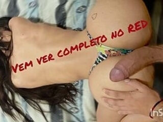 Bunda perfeita rebolando no pau