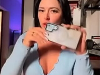 Monicalimaoficial - update #8 - V&iacute_deo do WhatsApp de 2025-06-02 &agrave_(s) 20.27.41 04613264 - Jun 03, 2025