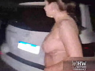 Monica Lima &eacute_ a rainha da Putaria, Foi para a pra&ccedil_a publica ensinar para as casadas o que &eacute_ ser uma hotwife raiz.