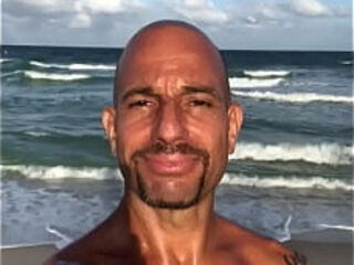 THE HAPPY PORNSTAR MAXXX LOADZ