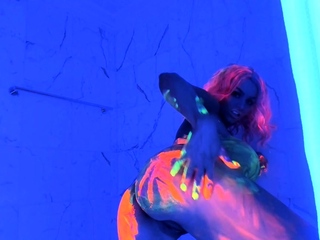 Blonde tight pussy babe solo toy fun in glamour masturbation