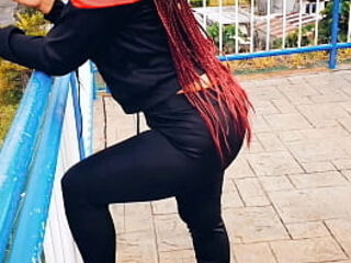 Mi Primera Vez Con Una Milf De Un Gran Culo