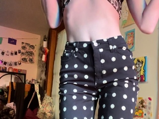 Amateur Blonde Teen Plays Solo with Toy Webcam Porn