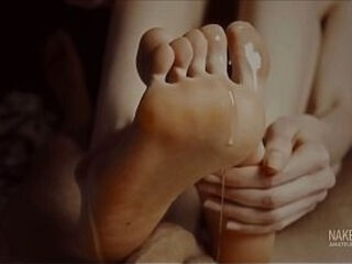 Hopelessly in love with stepsister'_s feet - Oiled footjob